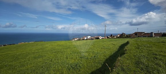 2 bedrooms House in Nordeste, Portugal No. 45348 18