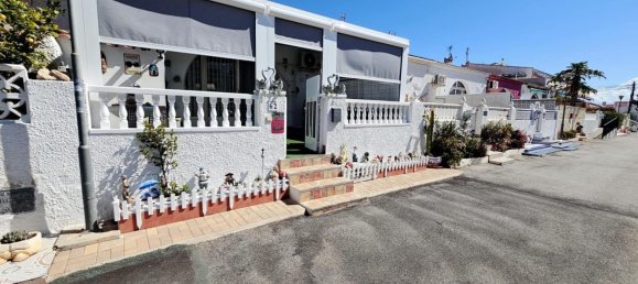 2 bedrooms Bungalow in Torrevieja, Spain No. 189528 2