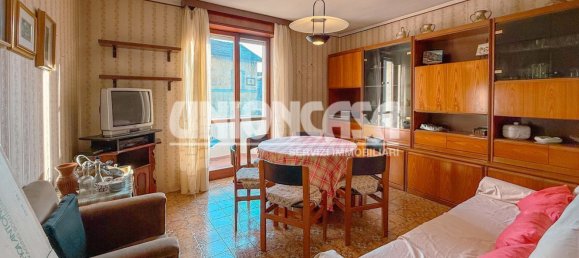 7غرفة فيلا في Rovellasca, Italy رقم 125711 16