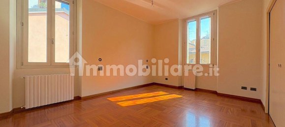 Apartamento T3 em Monza, Italy N.º 337470 12