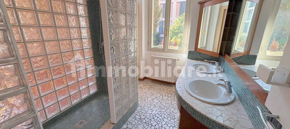 Apartamento T3 em Monza, Italy N.º 337470 18