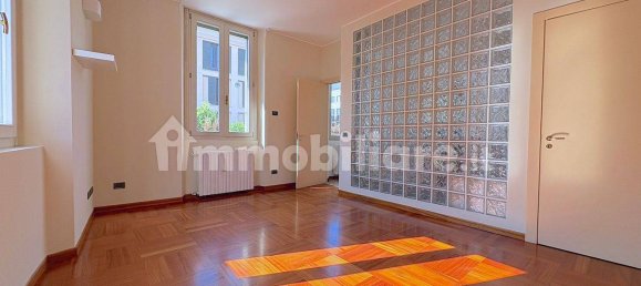 Apartamento T3 em Monza, Italy N.º 337470 8