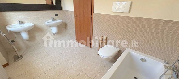 Apartamento T3 em Monza, Italy N.º 337470 21