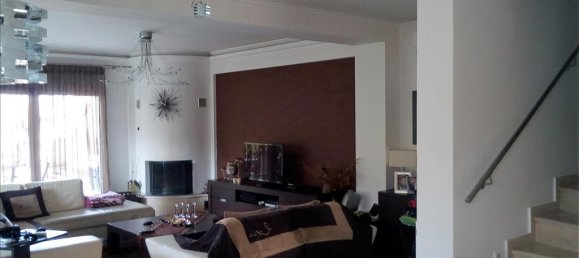 Propiedad comercial de 5 dormitorios en Oraiokastro, Greece No. 6380 4