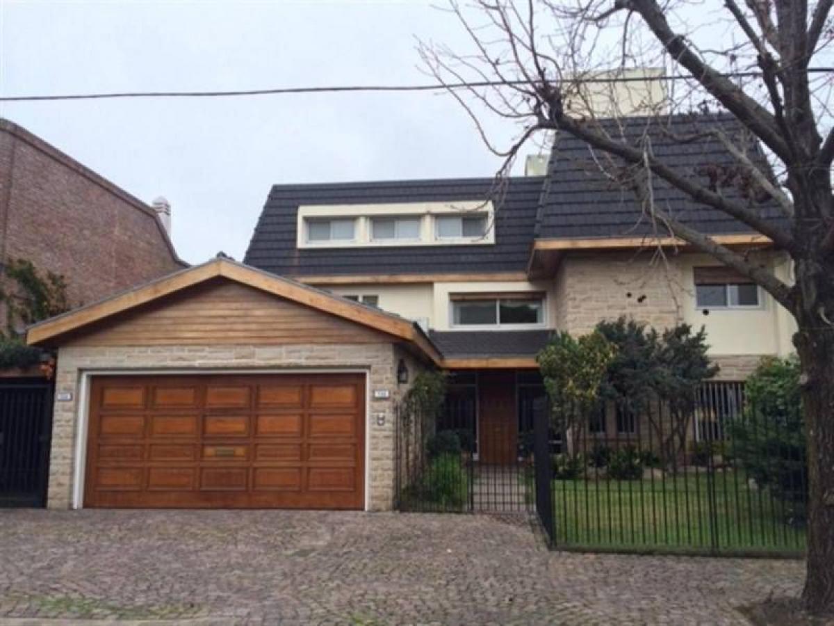 7 bedrooms House in San Isidro, Argentina No. 56370