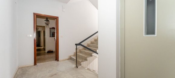 5 bedrooms Apartment in Catania, Italy No. 313240 10