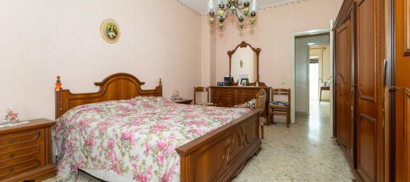 5 bedrooms Apartment in Catania, Italy No. 313240 21
