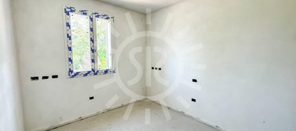 Дом с 4 комнатами в Конселиче, Италия № 1799 5