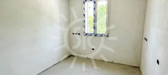 Дом с 4 комнатами в Конселиче, Италия № 1799 3