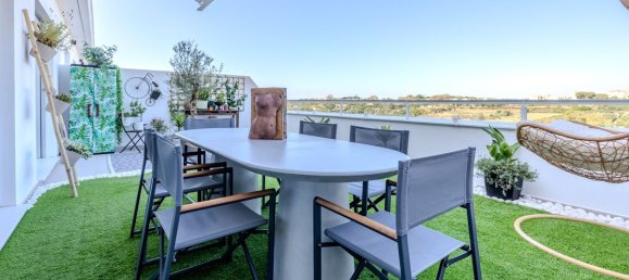 2 bedrooms Penthouse in Estepona, Spain No. 159531 3