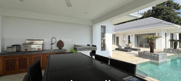 4 bedrooms Villa in Ko Samui, Thailand No. 27171 4