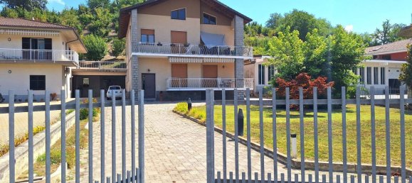 6 bedrooms Villa in Monticello d'Alba, Italy No. 349122 2