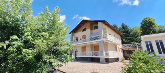 6 bedrooms Villa in Monticello d'Alba, Italy No. 349122 40