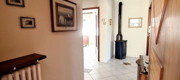 6 bedrooms Villa in Monticello d'Alba, Italy No. 349122 10