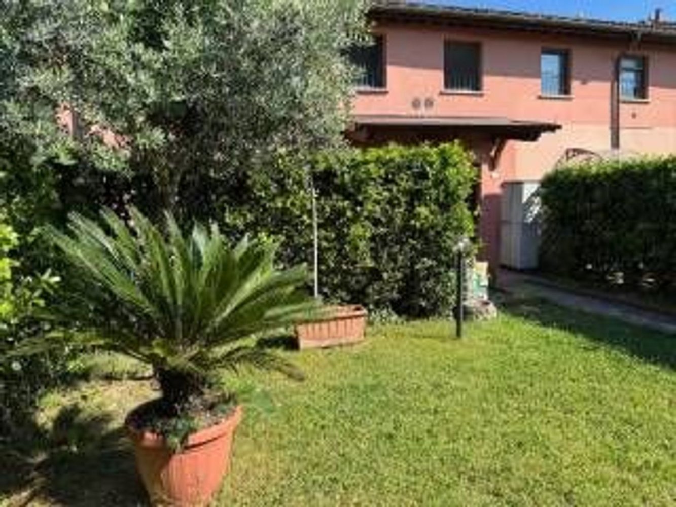 2 bedrooms Apartment in Prato, Italy No. 396494