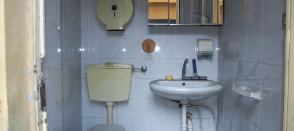 40m² Commercial property in Turin, Italy No. 371472 19