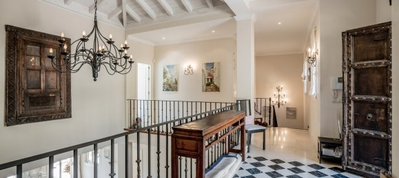 5 bedrooms Villa in Los Arqueros, Spain No. 185464 3