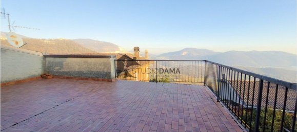 Дом с 11 комнатами в Боттичино, Италия № 164216 25