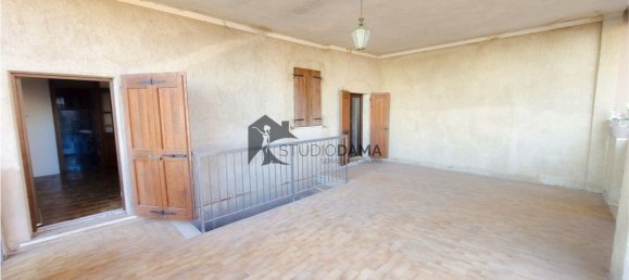 Дом с 11 комнатами в Боттичино, Италия № 164216 14