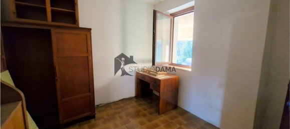 Дом с 11 комнатами в Боттичино, Италия № 164216 9