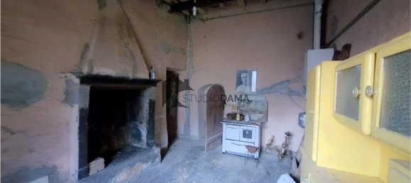 Дом с 11 комнатами в Боттичино, Италия № 164216 34