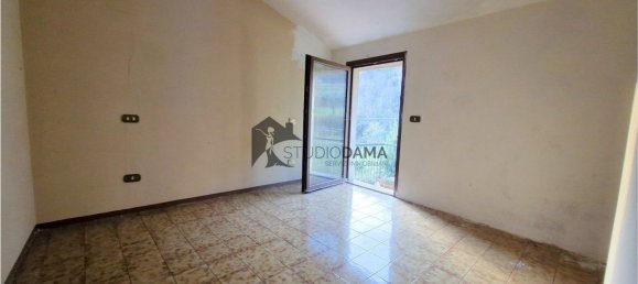 Дом с 11 комнатами в Боттичино, Италия № 164216 19