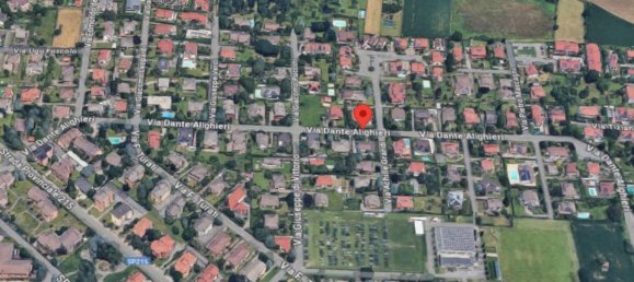 7-salle Appartement à Burago di Molgora, Italy No. 4126 15