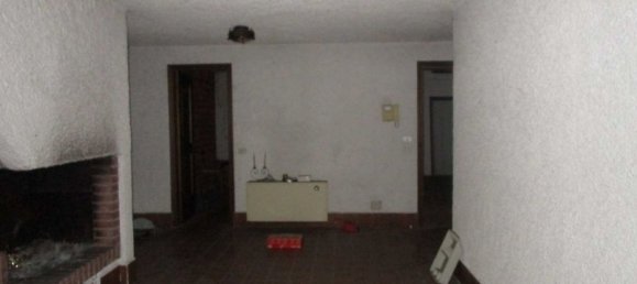 7-salle Appartement à Burago di Molgora, Italy No. 4126 20