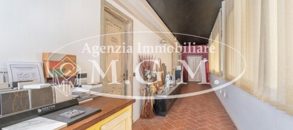 Entrepôt à Calcinaia, Italy 3000m² No. 81327 18