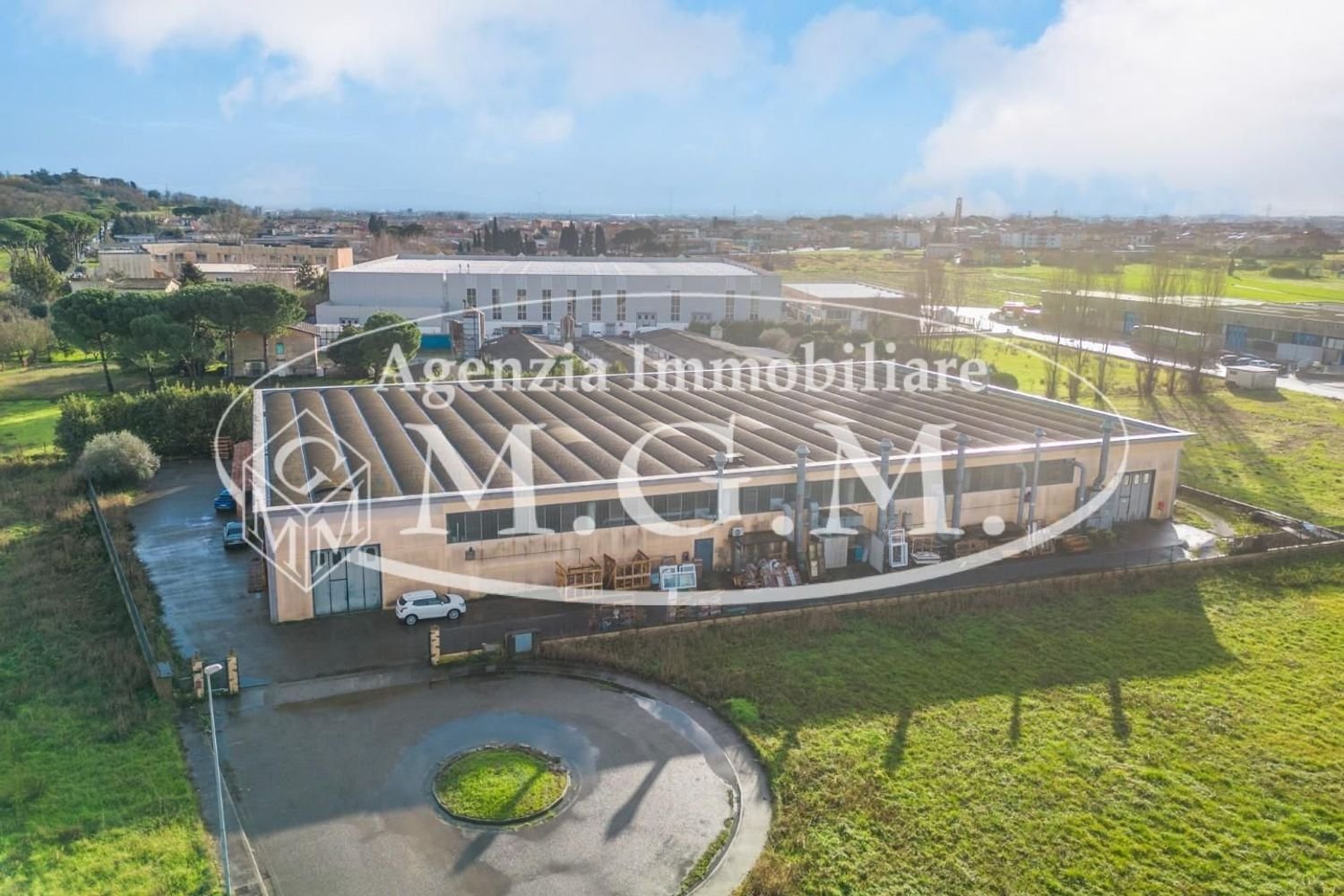 Entrepôt à Calcinaia, Italy 3000m² No. 81327