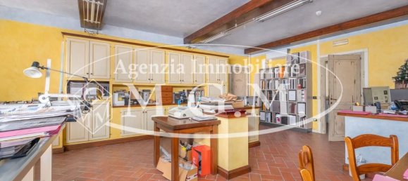 Entrepôt à Calcinaia, Italy 3000m² No. 81327 20