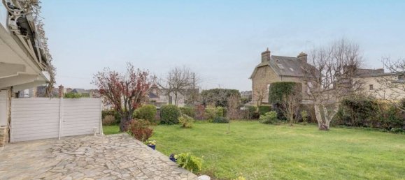 6 bedrooms Villa in Dinard, France No. 203089 9