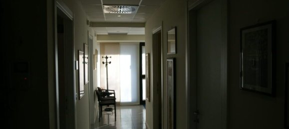 Escritório em Perugia, Italy 125 m² N.º 256371 2