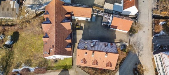 Edificio de 25 habitaciónes en Augsburg, Germany No. 150819 2