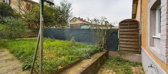 2 bedrooms House in Gorcy, France No. 158927 7