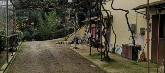 3 rooms House in San Giovanni Valdarno, Italy No. 29756 17