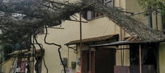 3 rooms House in San Giovanni Valdarno, Italy No. 29756 15