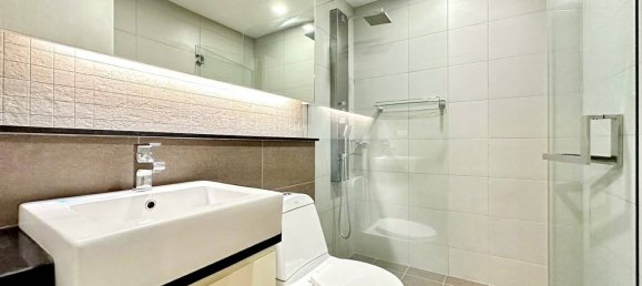 2 bedrooms Condominium for sale in Pattaya, Chonburi, Eastern Thailand, Thailand № 77839 8