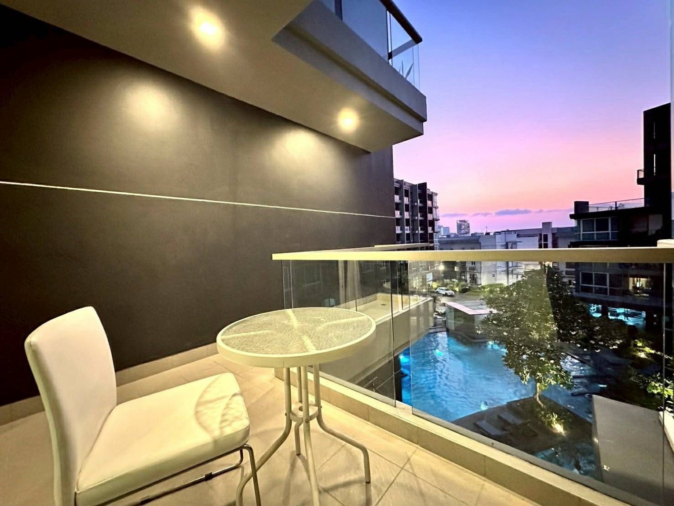 2 bedrooms Condominium for sale in Pattaya, Chonburi, Eastern Thailand, Thailand № 77839