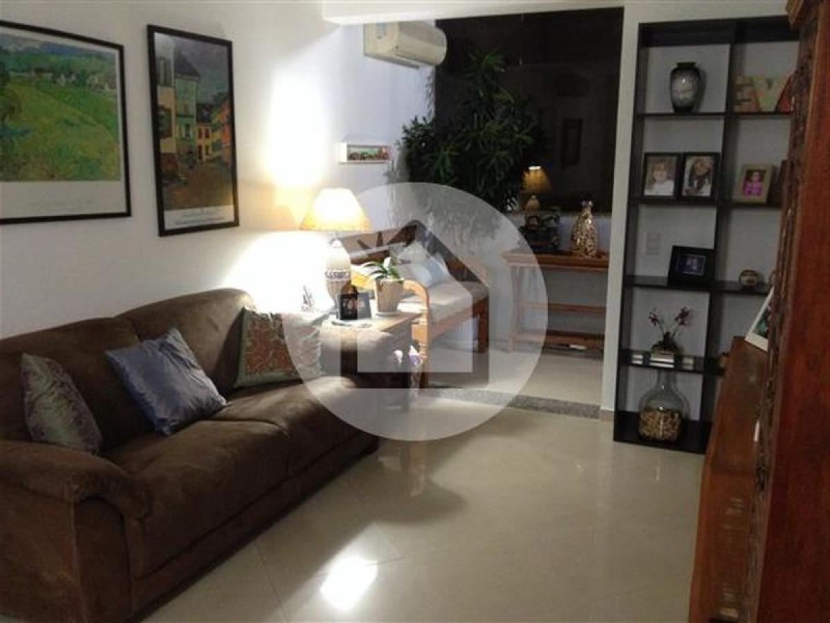 Apartamento de 3 dormitorios en Rio de Janeiro, Brazil No. 528208