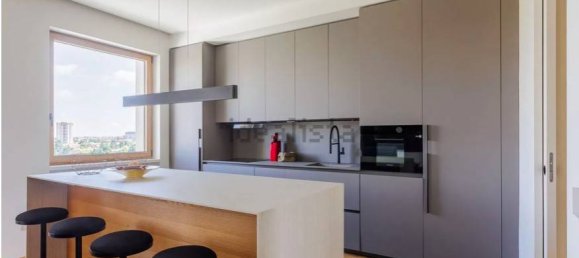 3 bedrooms Apartment in Milan, Italy No. 355066 16