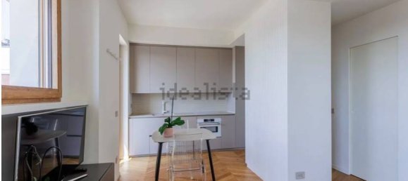 3 bedrooms Apartment in Milan, Italy No. 355066 34