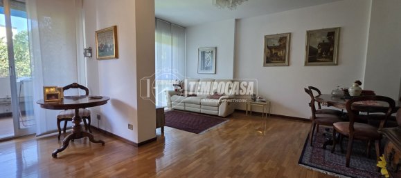 Apartamento de 5 divisões em Bergamo, Italy N.º 275021 3