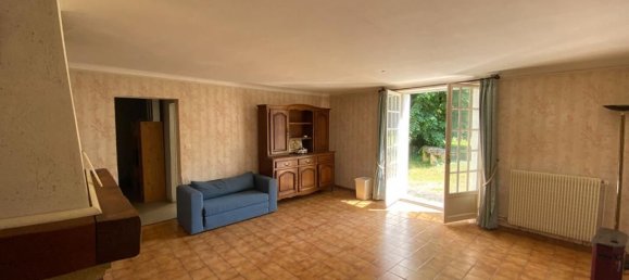 5 bedrooms House in Huismes, France No. 215124 14