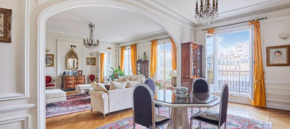 4 bedrooms Apartment in Paris, France No. 162872 3