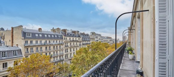 4 bedrooms Apartment in Paris, France No. 162872 12