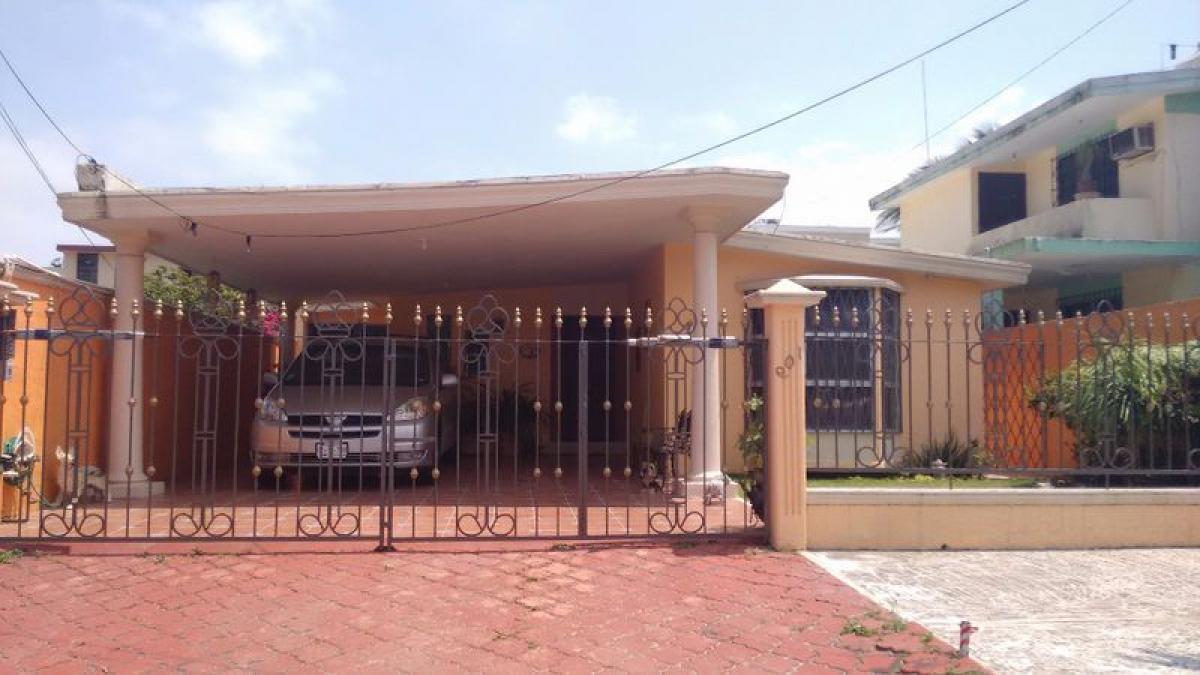 3 bedrooms House in Tamaulipas, Mexico No. 159539