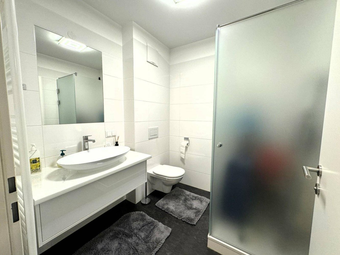 Квартира с 3 спальнями в Лизинг, Австрия № 138567