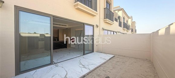 Adosado de 3 dormitorios en Jumeirah Golf Estates, UAE No. 99794 4