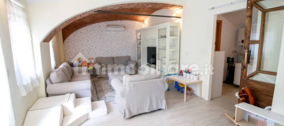 2 Schlafzimmer Villa in Caluso, Italy, Nr. 275215 7